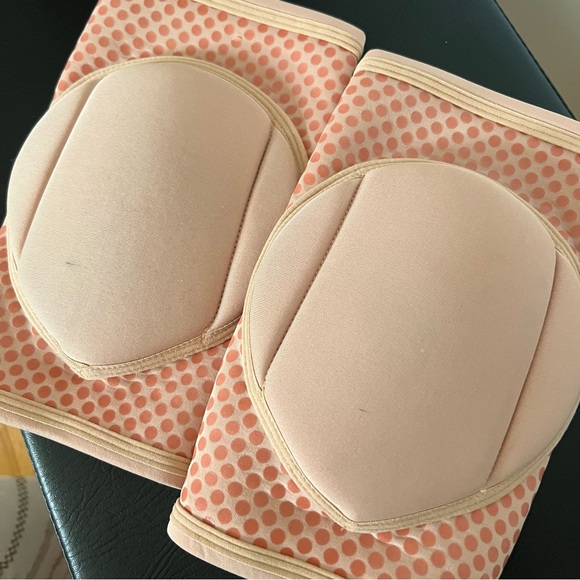Queen Wear Nude Grippy Pole Dance Knee Pads - Picture 4 of 4